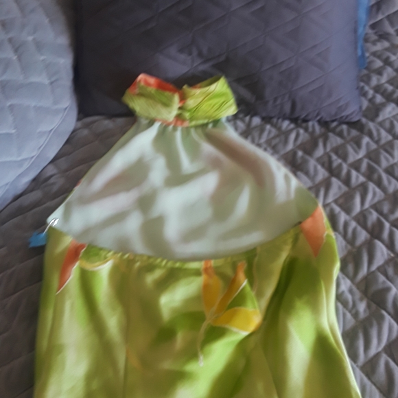 Dress - Picture 4 of 7